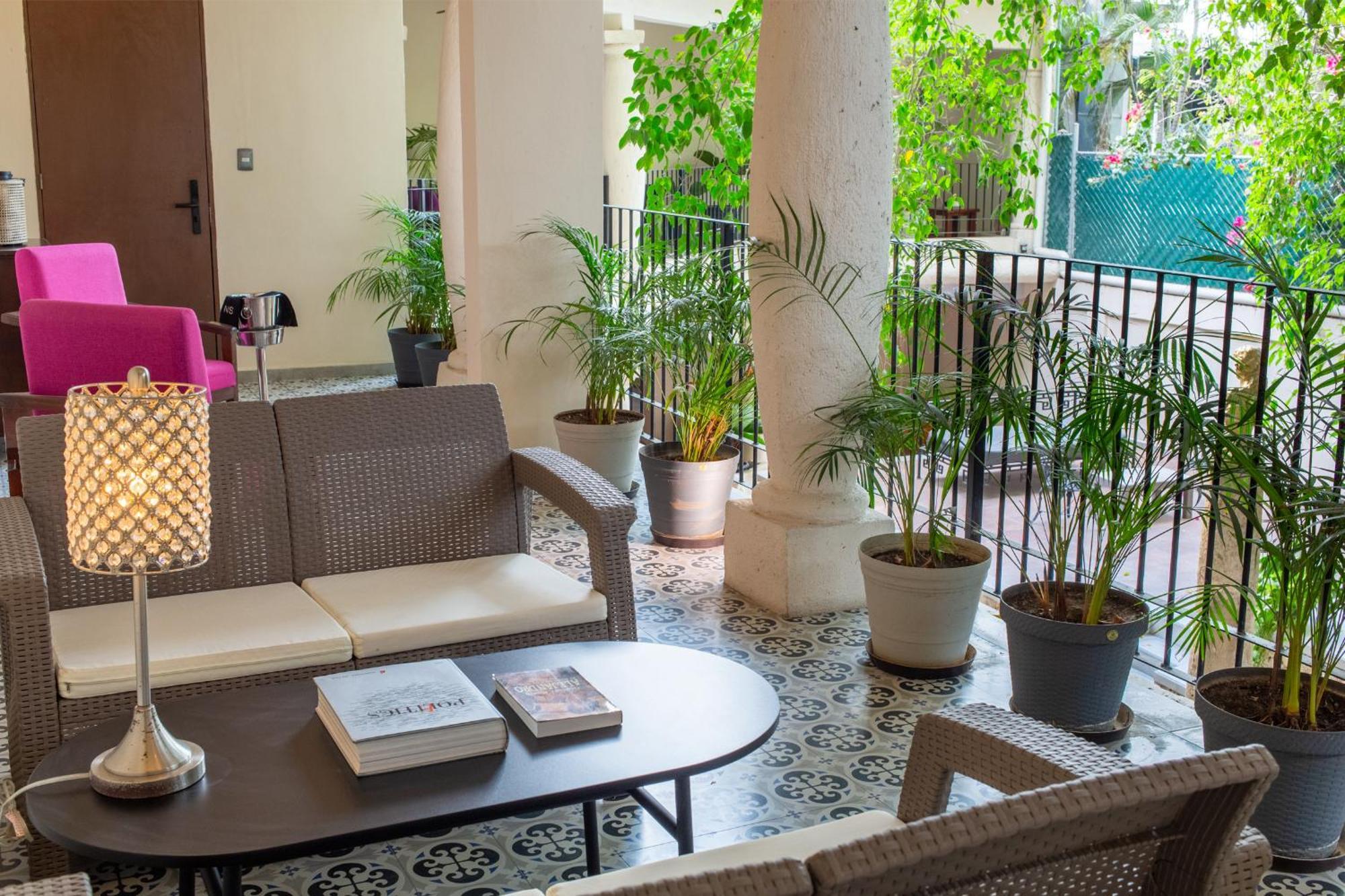 Acqua In Bocca Hotel Merida Exterior photo